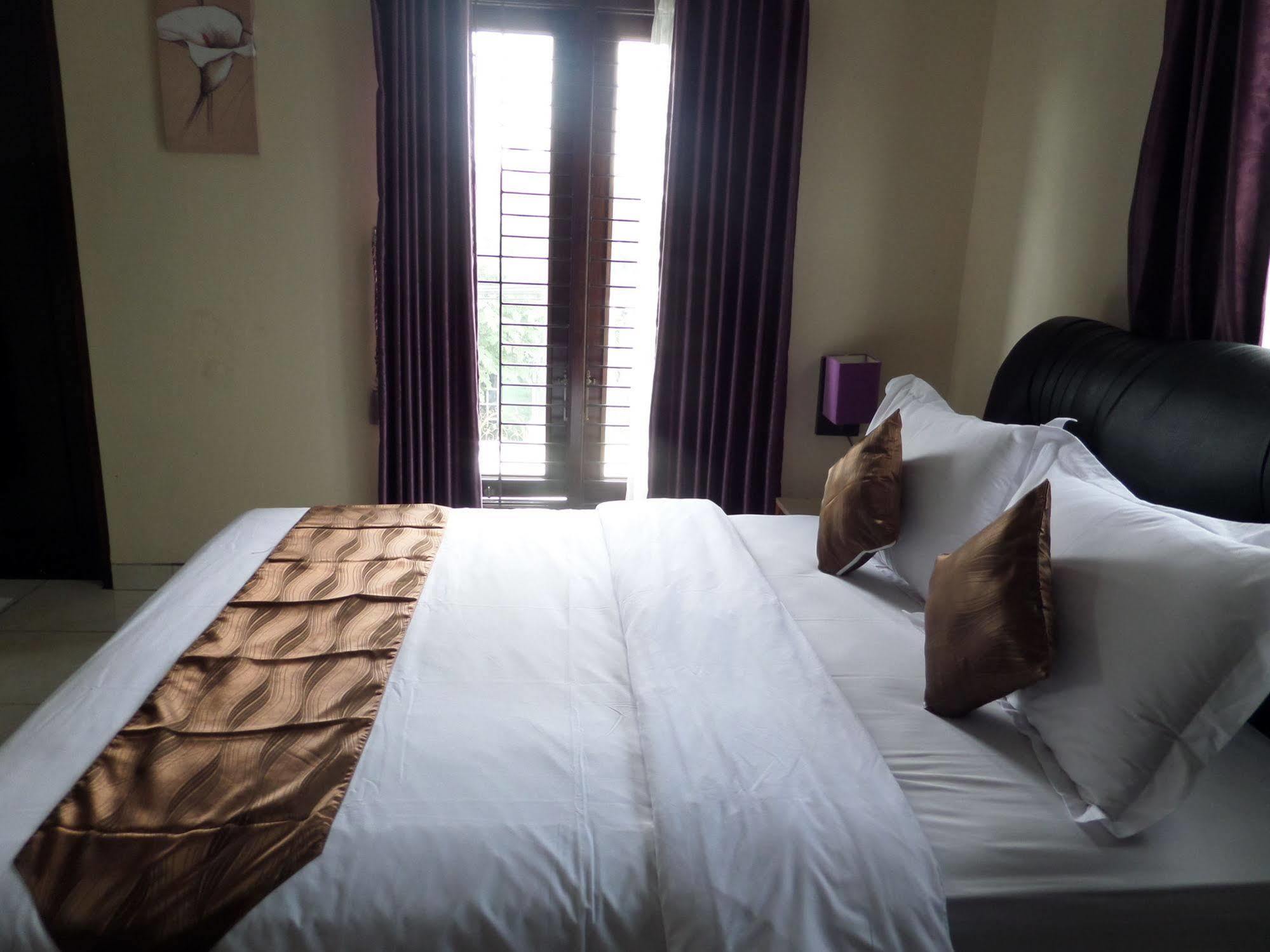 Melati Griya Nendra Hotel מראה חיצוני תמונה